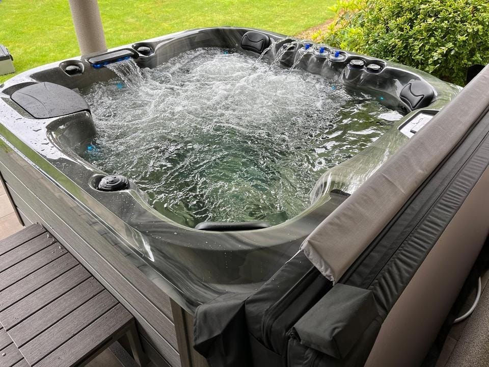 Palma V3 - Jacuzzi Premium 6-osobowe | Platinum Spas